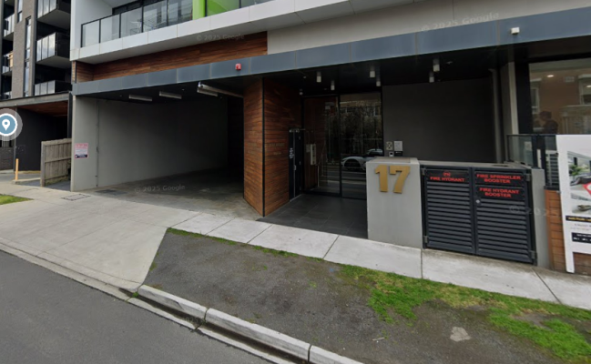 Great Indoor Parking slot near Boxhill Centre VIC 3128