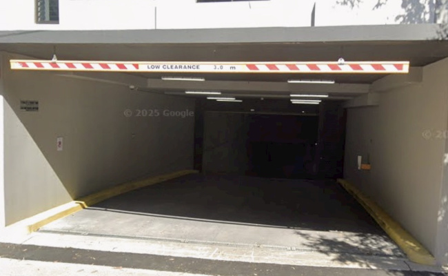SPACIOUS Homebush Secure Basement Parking Space