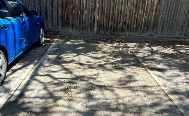 Parking Space near Hawthorn Train Station