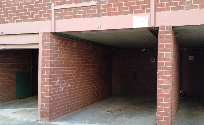 Parking place in East Melbourne, close to MCG