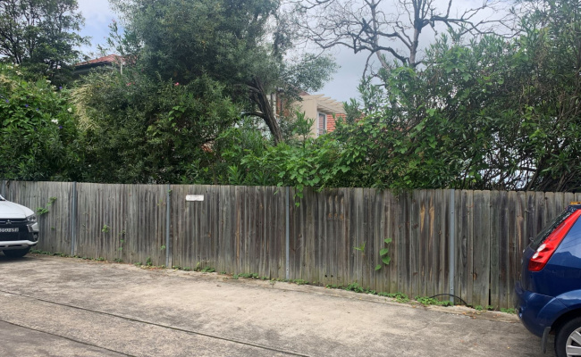 Neutral Bay - Well-located secure 24/7 Parking Close to North Sydney, CBD, Mosman