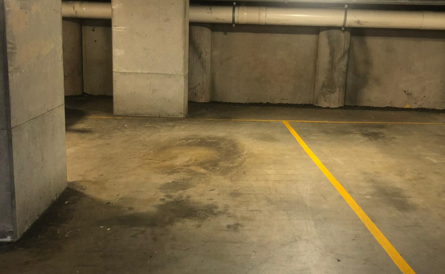 Great Car space nearby all amenities.