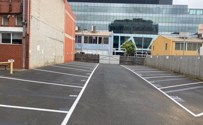 parking in Geelong for rent