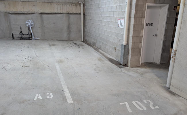Great secure parking space in Fortitude Valley near Newstead Gasworks Plaza.