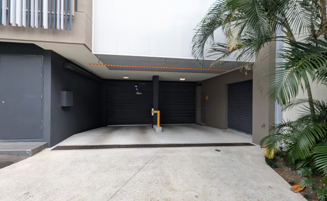 Great secure parking space in Fortitude Valley near Newstead Gasworks Plaza.