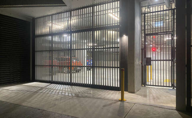 Undercover secured parking near Alfred hospital, Chapel St and St. Kilda