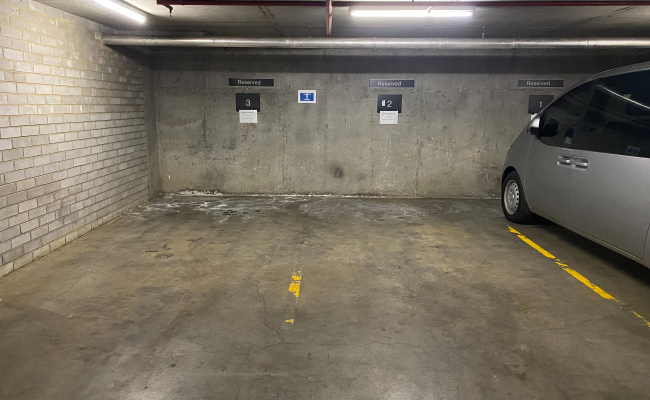 Melbourne CBD - Secure parking