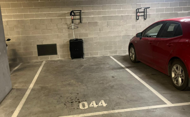 Great and cheap parking