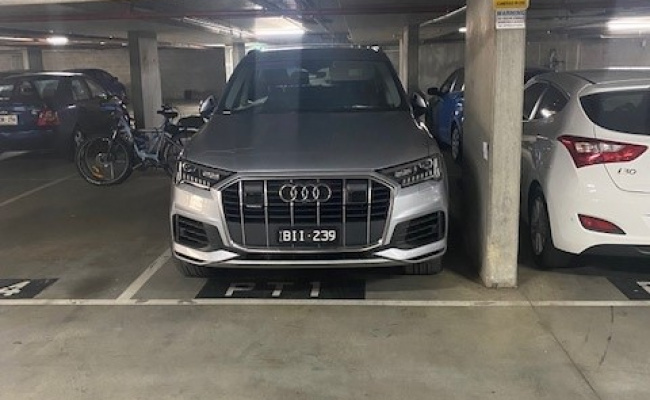 Lock up garage parking on Queensberry Street in Carlton Victoria Lock up garage parking on Queensberry Street in Carlton Victoria
