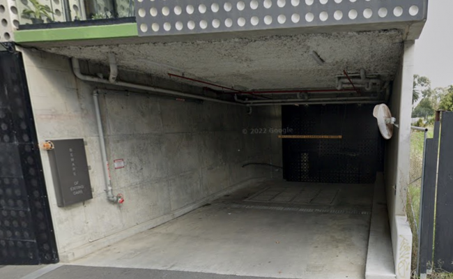 Great Parking Space Near Lygon Street