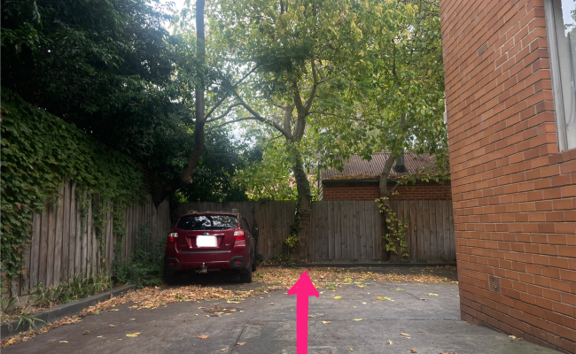 St Kilda / Windsor - opposite St Michaels Grammar School - shaded off-street concrete car space