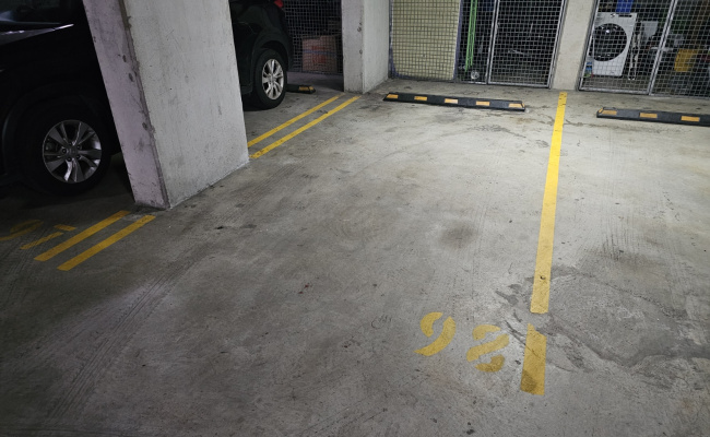 Secure Indoor Parking Near Train & Sydney Airport