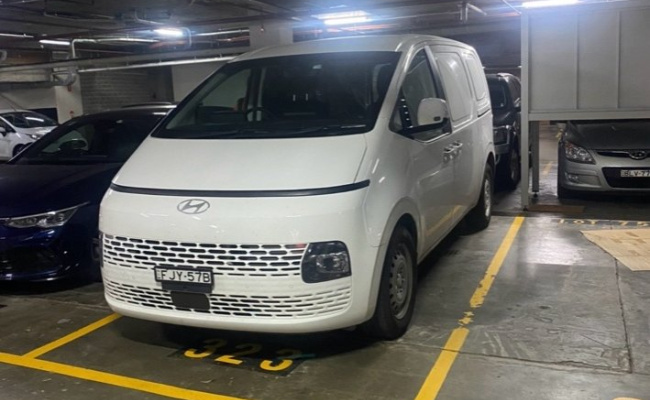 Redfern - 24/7 Secure Underground Parking 2 Min Walk to Redfern Station & Metro (Feb 27 to Apr 1)