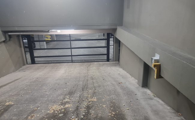 Secure and Convenient Undercover Parking - 4 Mins from Redfern Station  24-7 Access