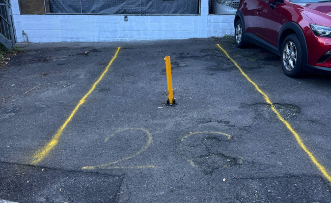 Surry Hills - Driveway Parking Near CBD 26/2