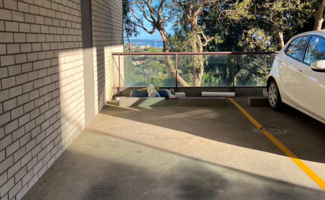 Parking near north sydney