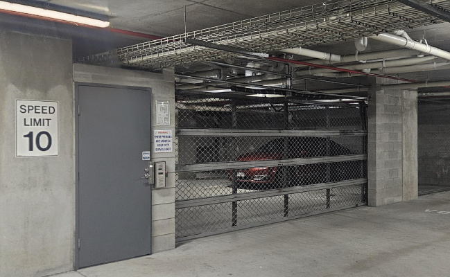 Great secure undercover parking space located in Bulimba, Qld