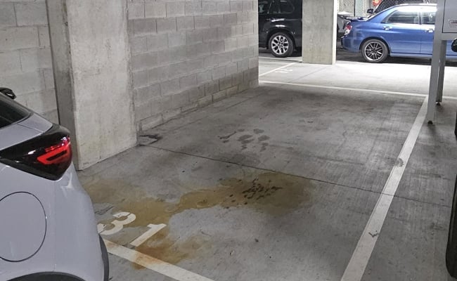 Great secure undercover parking space located in Bulimba, Qld