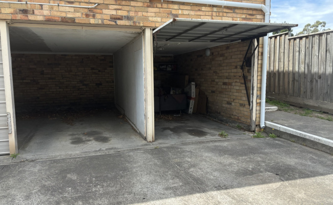 Garage opposite Camberwell Market