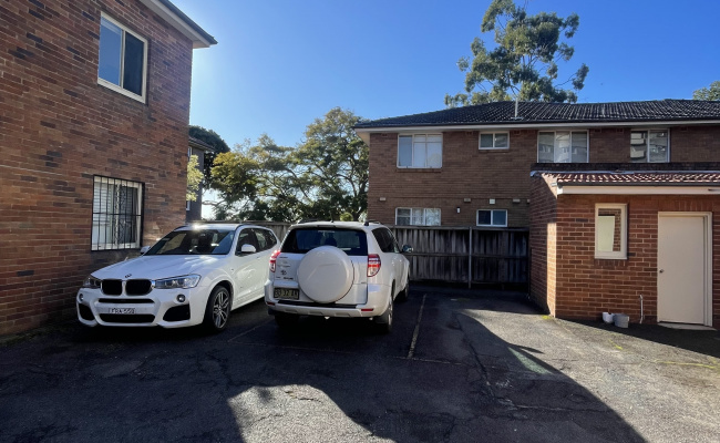 Outdoor lot parking on Fitzroy Street in Kirribilli New South Wales Outdoor lot parking on Fitzroy Street in Kirribilli New South Wales