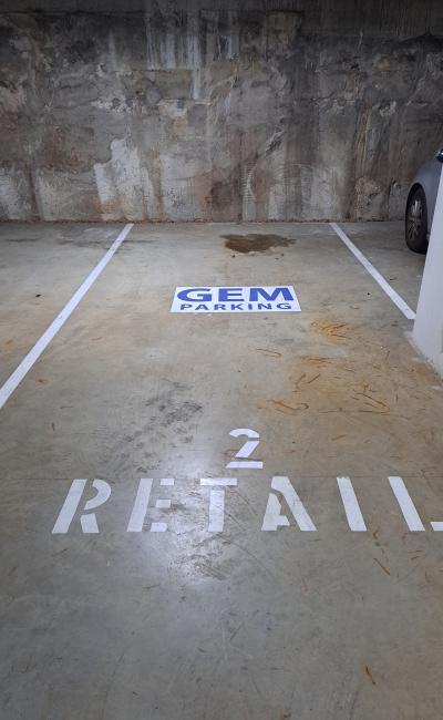 Mascot - Secure Undercover Parking Near Domestic Airport (15 min walk)