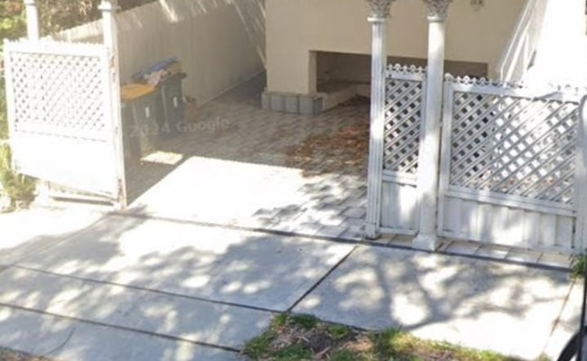 Bondi Beach To-go Carport