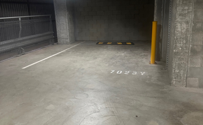 Rose Lane 7023Y Indoor Parking near Southern Cross