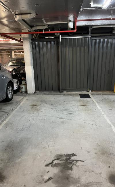 Manly Vale - Secure Car Space close to B-Line Bus Stop