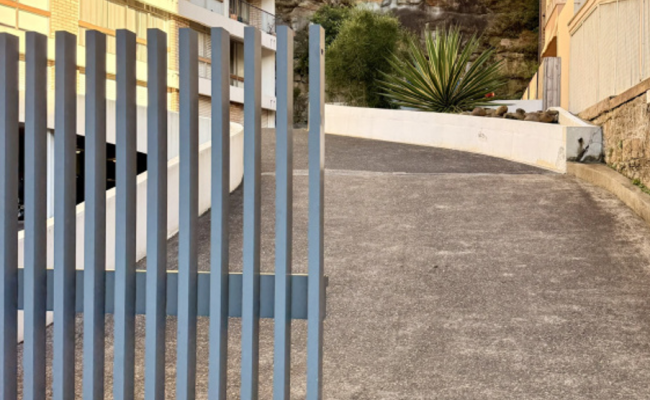 Secure parking space in Elizabeth Bay