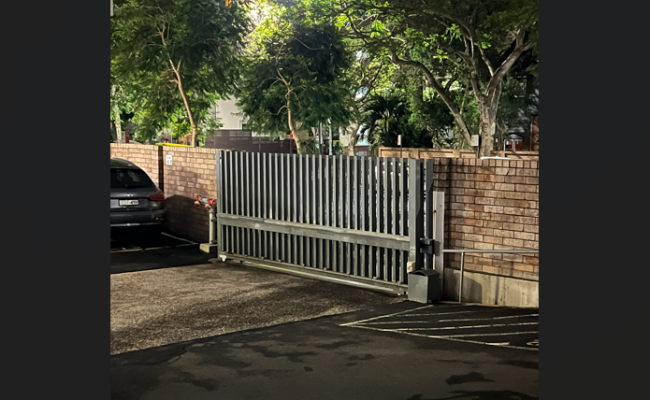 Elizabeth Bay - 24/7 Secure Parking just 5 Minute Walk to Kings Cross Station!