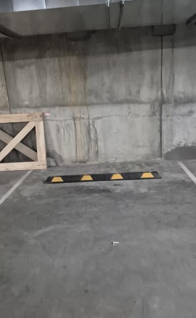 Indoor lot parking on Rosslyn Street in West Melbourne Victoria