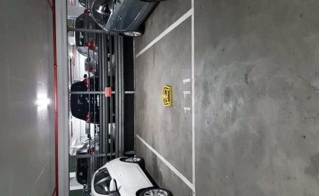 Central CBD, Secure Undercover 24/7 space