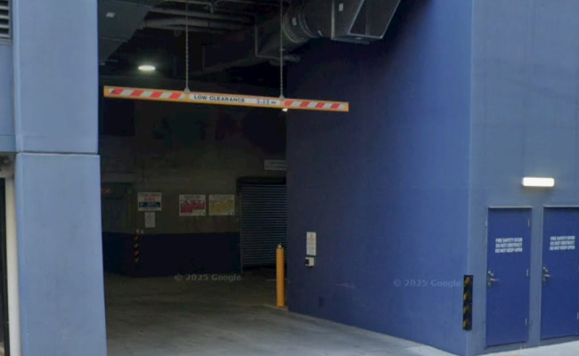 Secure parking space on Exhibition St