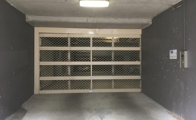 Secure parking near RPA Hospital, USYD, and Newtown.