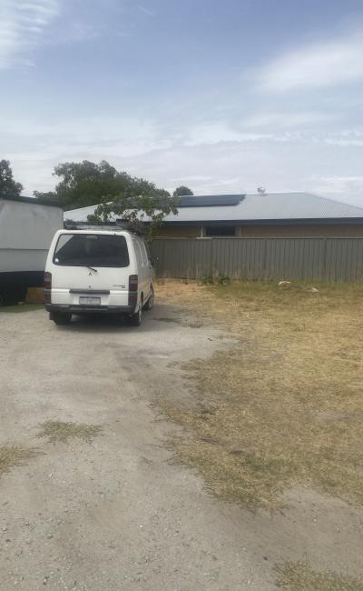 Midvale - Great Outdoor Parking Near Skate Park & Woolworths