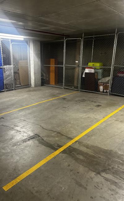 Great parking space for anyone working in Macquarie Park or Macquarie University.