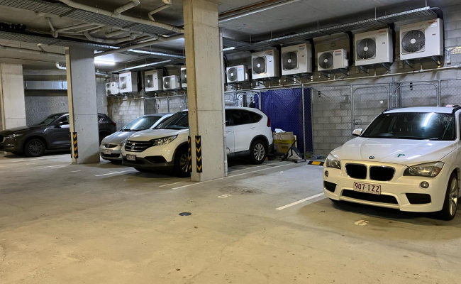 Secure and  cheap parking space with flexible payment options