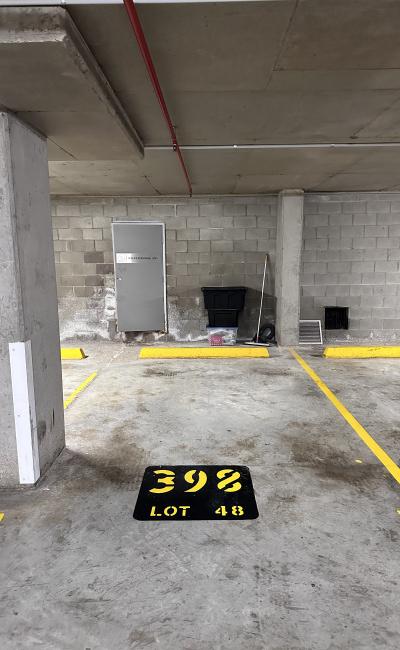 Great parking space in King Street Wharf