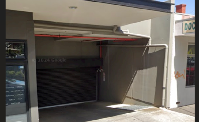 Indoor lot parking on Shuter Street in Moonee Ponds Victoria Indoor lot parking on Shuter Street in Moonee Ponds Victoria