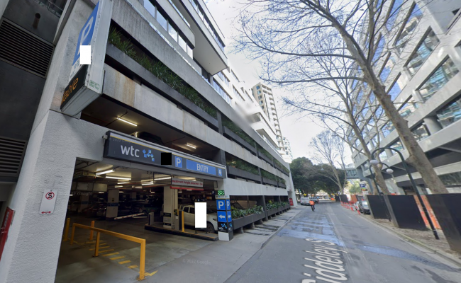 Docklands - RESERVED Parking near Tram Stops