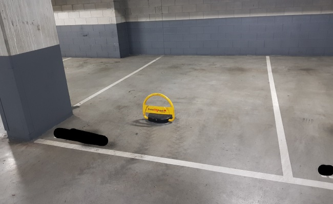 Secure Car Park in Docklands