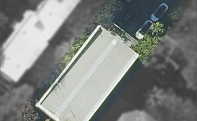 Great parking space right next to Bondi Beach, 1 min walk to the icebergs