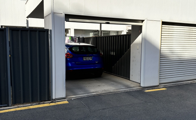 Parking Space Near Adelaide Centre
