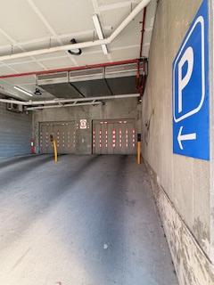 Secure parking space location in Collingwood