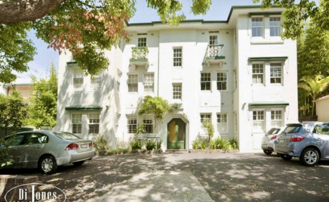 Heart of Double Bay - 450m from Edgecliff station and Double Bay ferry