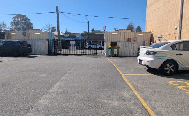 Parking Bay Available in South Fremantle