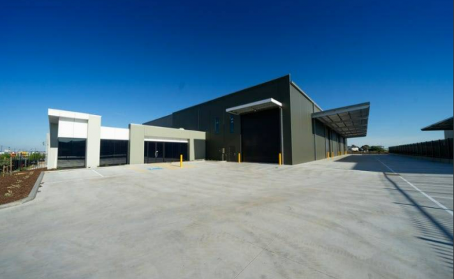 Pakenham - Secure Partially Covered Truck Parking/Storage