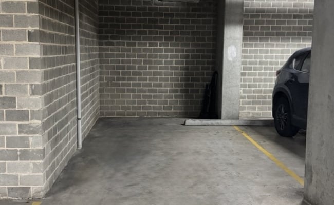 Safe indoor parking in Bondi Junction between Centennial Park, Westfield and train station