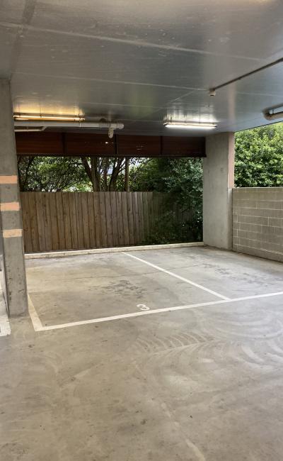 Great parking next to The Glen shopping centre