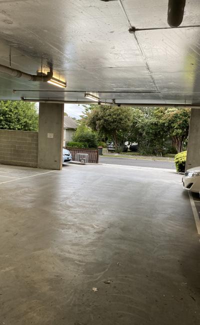 Great parking next to The Glen shopping centre